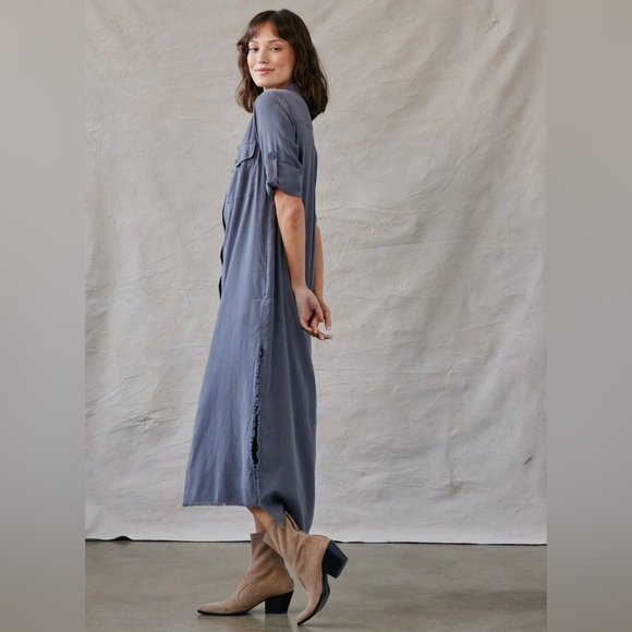 Bella Dahl Maxi Shirt Dress in Navy - Picture 2 of 3